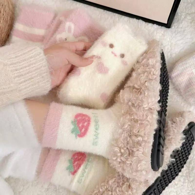 Super cute girls' socks（a set of three pairs）